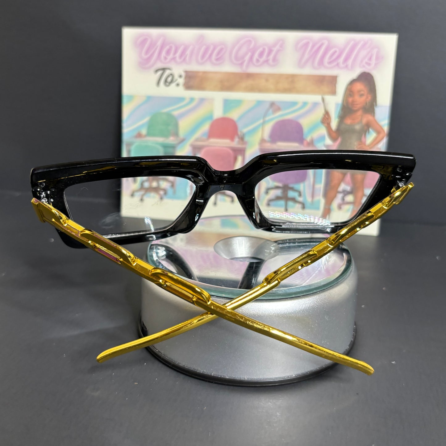 Black glasses