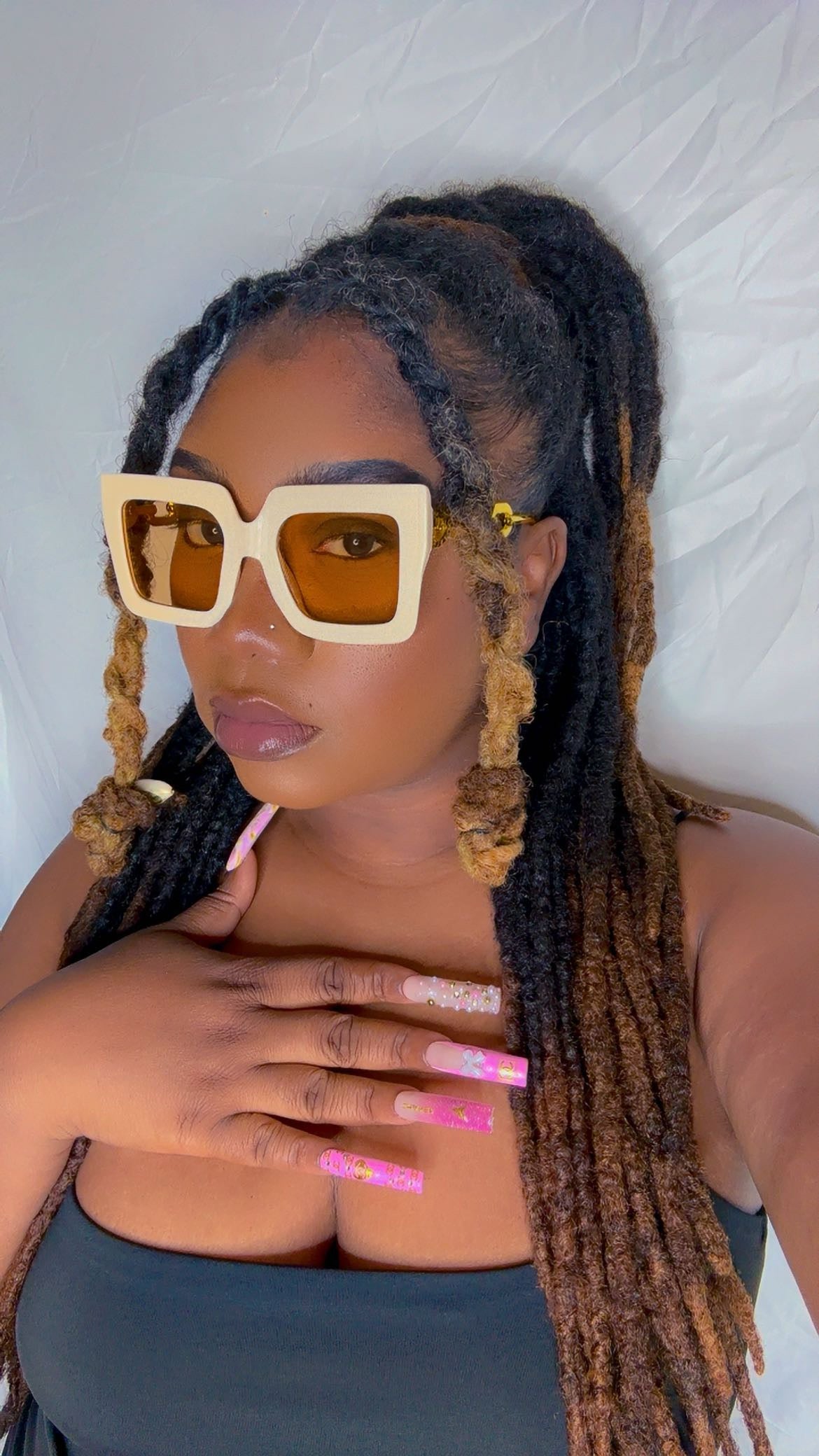 Peachy// yellow shades