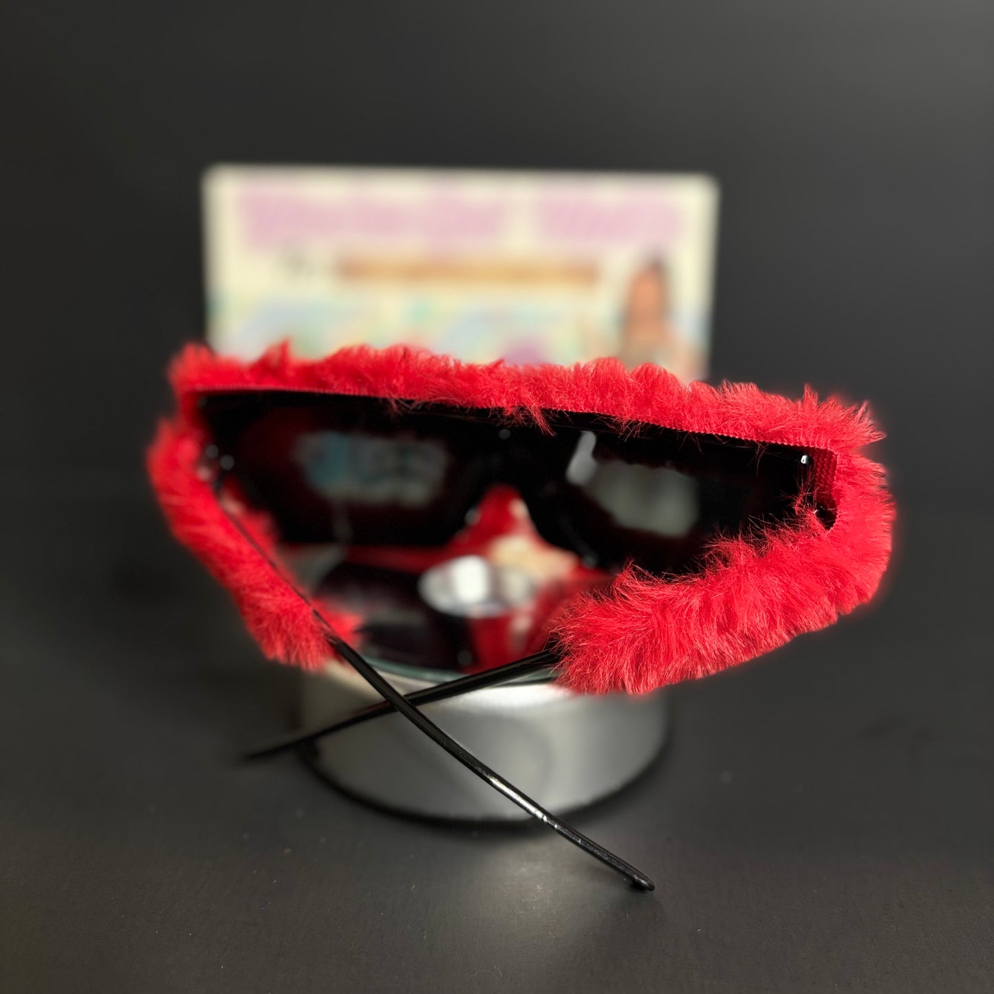 Red fur glasses