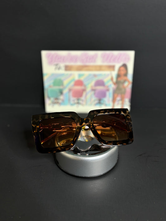 Brown & black tortoise glasses
