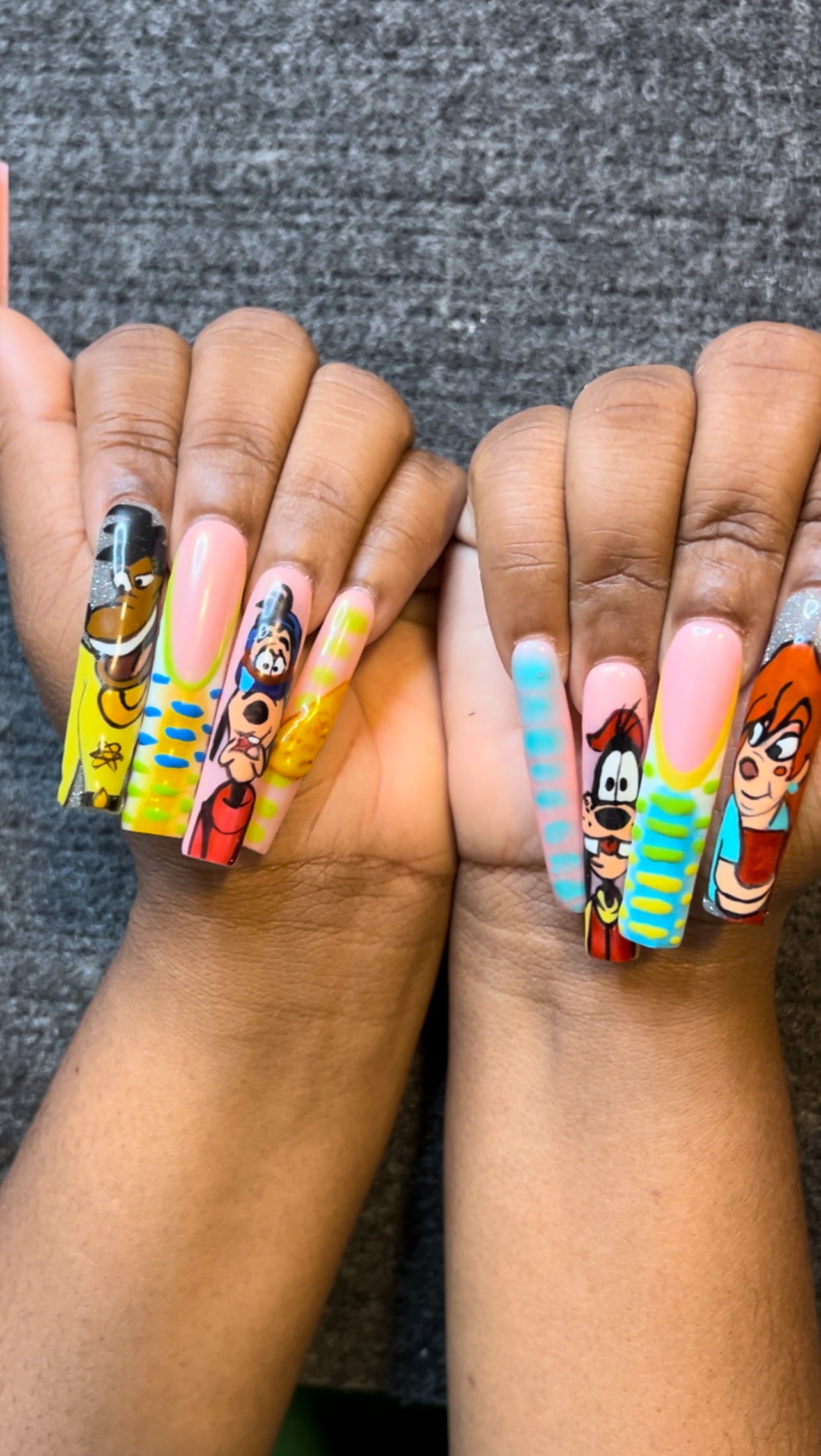 Cartoon nails