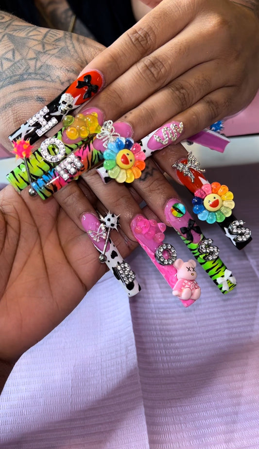Freestyle design + junk nails